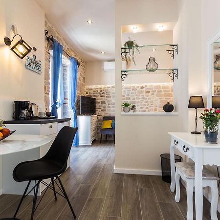 Angie Central Rooms ซาดาร์ ภายนอก รูปภาพ