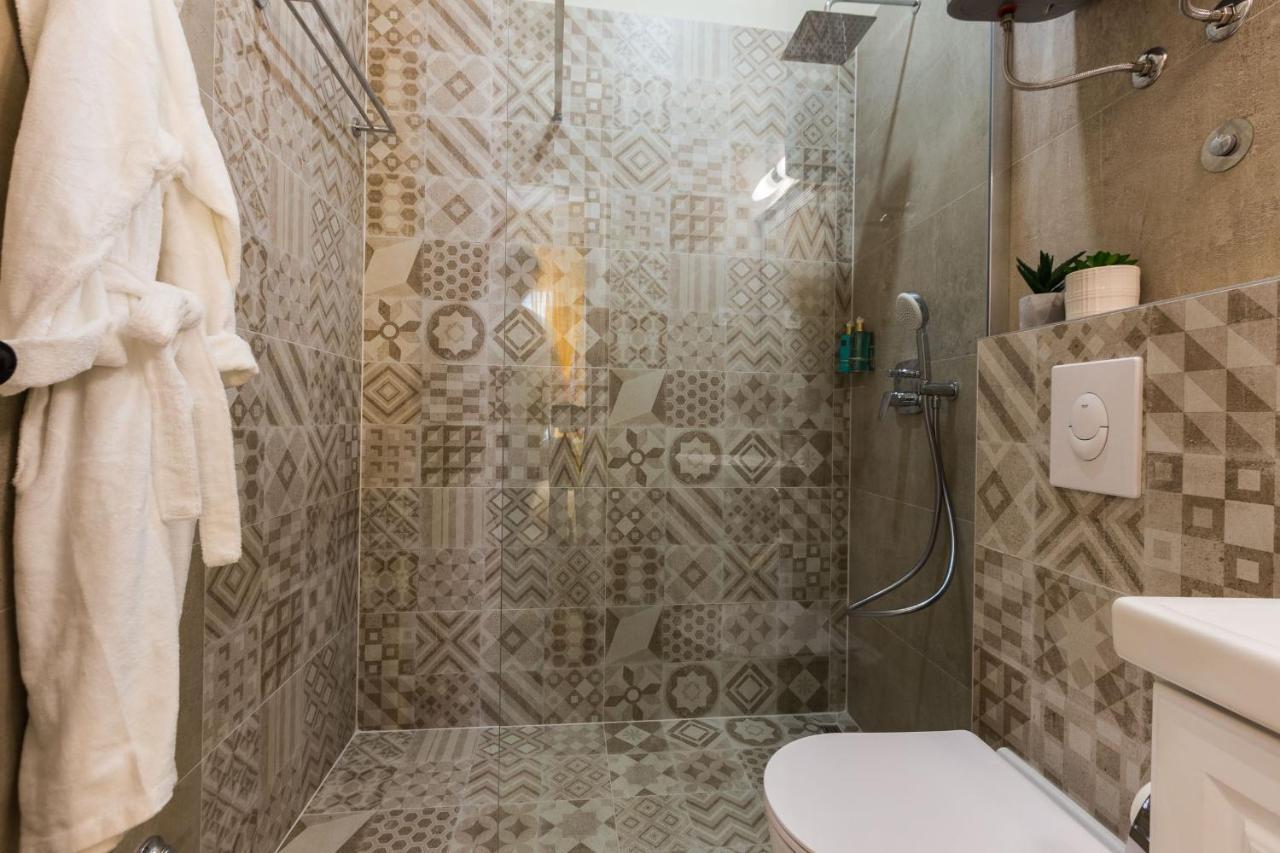Angie Central Rooms ซาดาร์ ภายนอก รูปภาพ