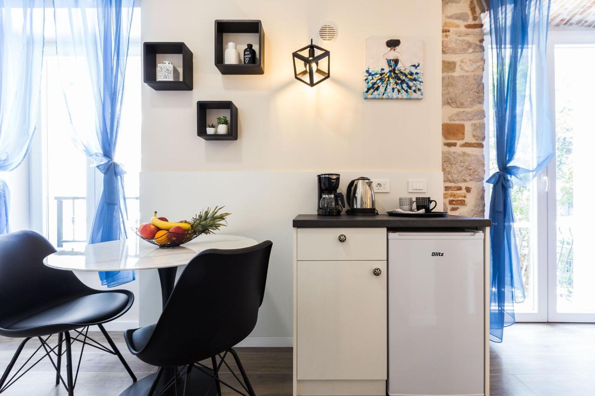 Angie Central Rooms ซาดาร์ ห้อง รูปภาพ